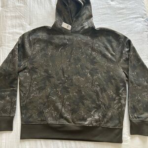 Old Navy Men's Green Camouflage Hoodie